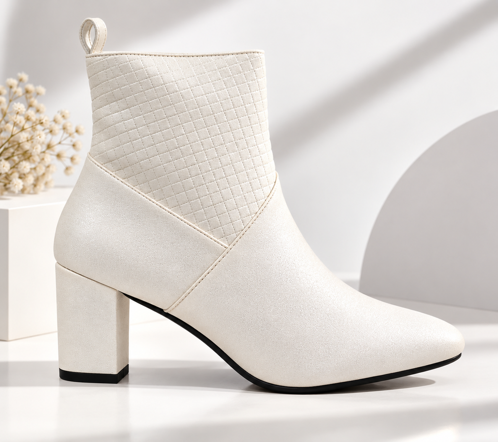 White Textured Ankle Boots with Block Heel (36)